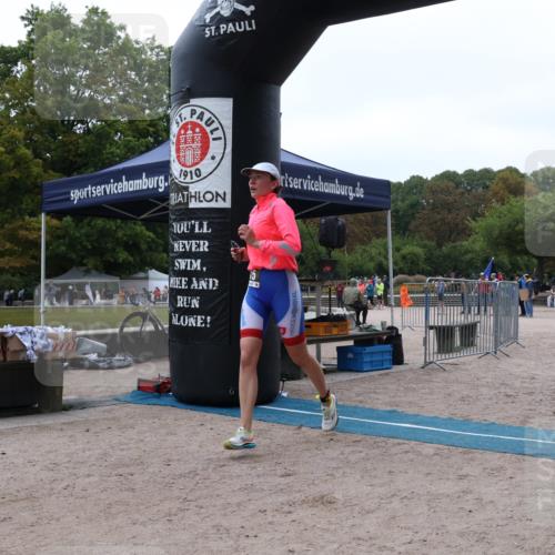 14.09.2025 - Stadtparktriathlon Strokosch-Dieckow http://msf.ph/oto/8883551 14.09.2025 10:12:53 Ziel 415 meine-sportfotos.de