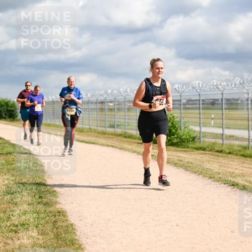 14.09.2025 - Airport Race Dr. Thomas Lammeyer http://msf.ph/oto/8883565 14.09.2025 12:37:44 Laufen 1999, 673 meine-sportfotos.de