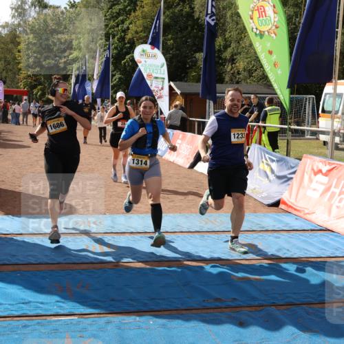 14.09.2025 - Airport Race Strokosch-Dieckow http://msf.ph/oto/8883569 14.09.2025 12:46:43 Ziel 28, 185, 337, 1233, 1314, 1586, 1670, 1686, 2028, 2139, 4078, 4079, 4080, 4207 meine-sportfotos.de