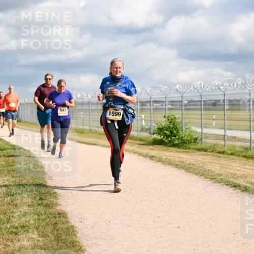 14.09.2025 - Airport Race Dr. Thomas Lammeyer http://msf.ph/oto/8883597 14.09.2025 12:37:46 Laufen 543, 1999 meine-sportfotos.de