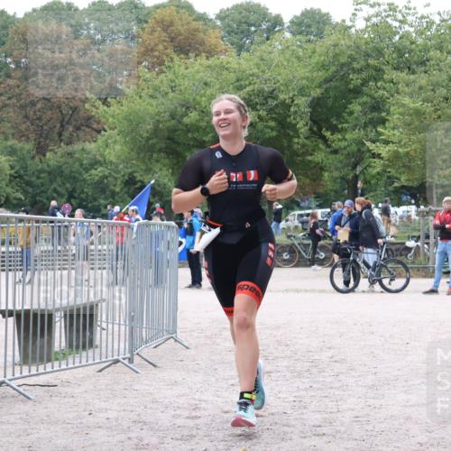 14.09.2025 - Stadtparktriathlon Strokosch-Dieckow http://msf.ph/oto/8883603 14.09.2025 10:14:58 Ziel 478 meine-sportfotos.de