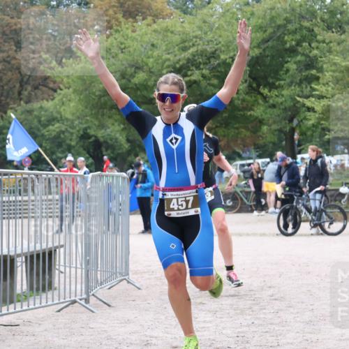 14.09.2025 - Stadtparktriathlon Strokosch-Dieckow http://msf.ph/oto/8883616 14.09.2025 10:15:20 Ziel 457, 493 meine-sportfotos.de