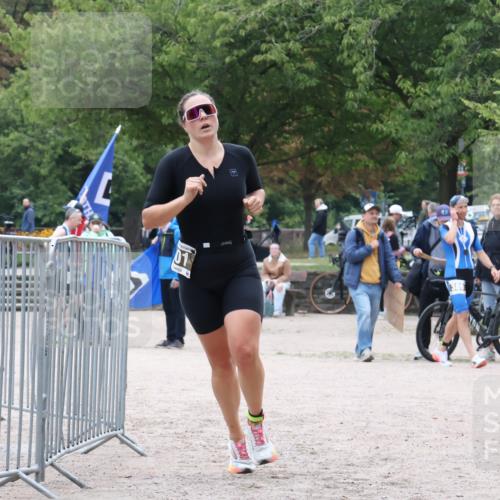 14.09.2025 - Stadtparktriathlon Strokosch-Dieckow http://msf.ph/oto/8883636 14.09.2025 10:15:31 Ziel 501 meine-sportfotos.de