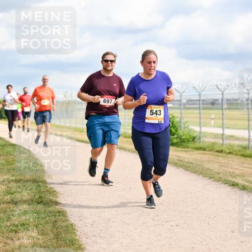 14.09.2025 - Airport Race Dr. Thomas Lammeyer http://msf.ph/oto/8883643 14.09.2025 12:37:49 Laufen 697, 543, 543 meine-sportfotos.de