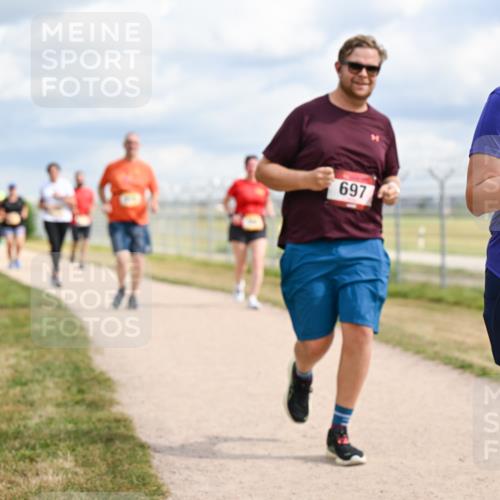 14.09.2025 - Airport Race Dr. Thomas Lammeyer http://msf.ph/oto/8883667 14.09.2025 12:37:51 Laufen 697, 543, 543 meine-sportfotos.de