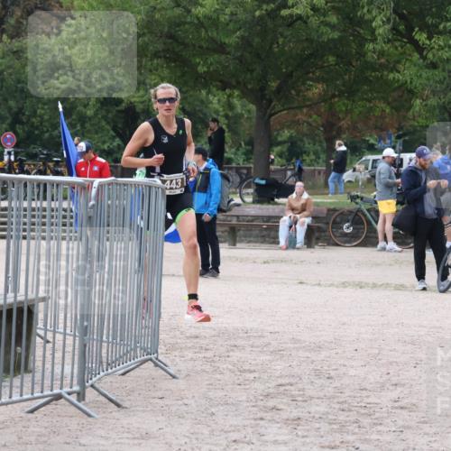 14.09.2025 - Stadtparktriathlon Strokosch-Dieckow http://msf.ph/oto/8883674 14.09.2025 10:16:20 Ziel 443 meine-sportfotos.de
