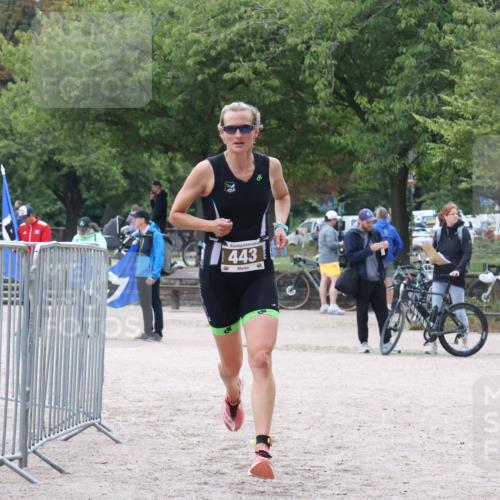 14.09.2025 - Stadtparktriathlon Strokosch-Dieckow http://msf.ph/oto/8883676 14.09.2025 10:16:22 Ziel 443 meine-sportfotos.de