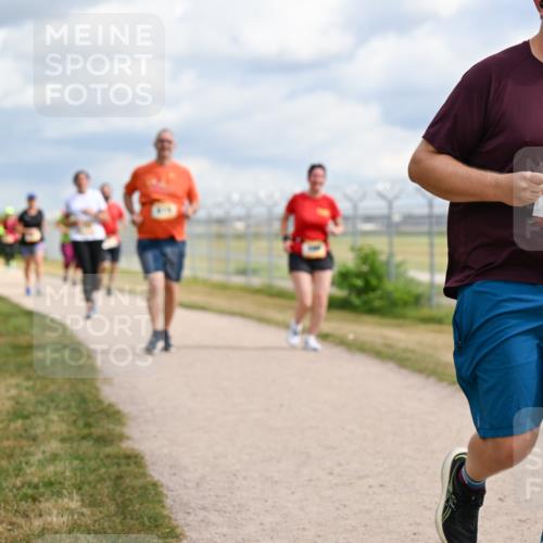 14.09.2025 - Airport Race Dr. Thomas Lammeyer http://msf.ph/oto/8883679 14.09.2025 12:37:52 Laufen 697 meine-sportfotos.de