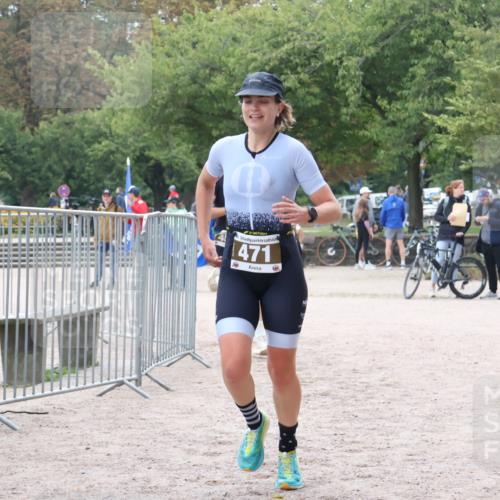 14.09.2025 - Stadtparktriathlon Strokosch-Dieckow http://msf.ph/oto/8883741 14.09.2025 10:16:58 Ziel 421, 453, 471 meine-sportfotos.de