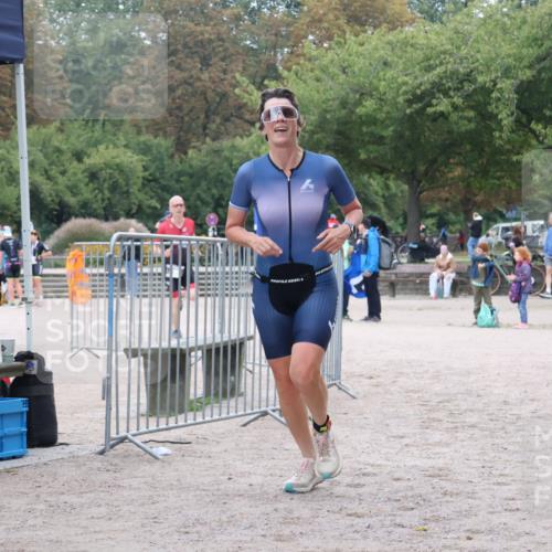 14.09.2025 - Stadtparktriathlon Strokosch-Dieckow http://msf.ph/oto/8883802 14.09.2025 10:18:28 Ziel 395, 464, 482 meine-sportfotos.de