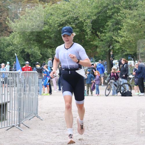 14.09.2025 - Stadtparktriathlon Strokosch-Dieckow http://msf.ph/oto/8883876 14.09.2025 10:20:01 Ziel 442, 469 meine-sportfotos.de