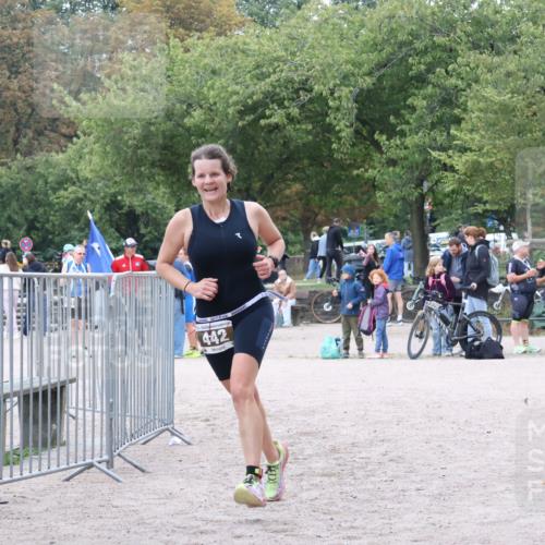 14.09.2025 - Stadtparktriathlon Strokosch-Dieckow http://msf.ph/oto/8883888 14.09.2025 10:20:06 Ziel 442, 469 meine-sportfotos.de