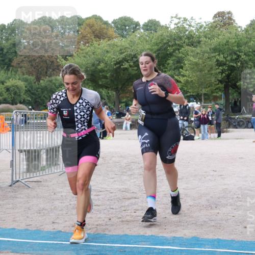 14.09.2025 - Stadtparktriathlon Strokosch-Dieckow http://msf.ph/oto/8883914 14.09.2025 10:20:50 Ziel 387, 439, 455 meine-sportfotos.de