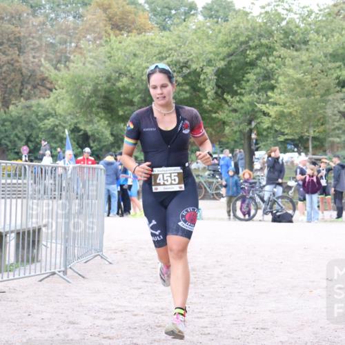 14.09.2025 - Stadtparktriathlon Strokosch-Dieckow http://msf.ph/oto/8883924 14.09.2025 10:20:55 Ziel 387, 439, 455, 475 meine-sportfotos.de