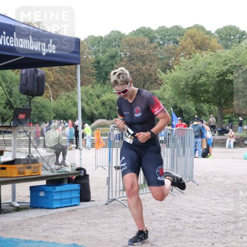 14.09.2025 - Stadtparktriathlon Strokosch-Dieckow http://msf.ph/oto/8883956 14.09.2025 10:21:21 Ziel 447 meine-sportfotos.de