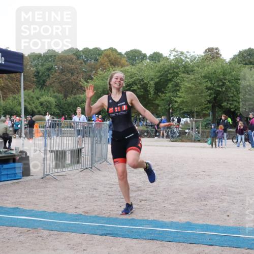 14.09.2025 - Stadtparktriathlon Strokosch-Dieckow http://msf.ph/oto/8883968 14.09.2025 10:21:50 Ziel 472, 477 meine-sportfotos.de