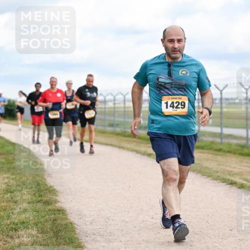 14.09.2025 - Airport Race Dr. Thomas Lammeyer http://msf.ph/oto/8883974 14.09.2025 12:38:16 Laufen 1834, 1429 meine-sportfotos.de