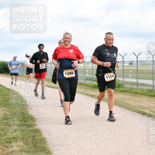14.09.2025 - Airport Race Dr. Thomas Lammeyer http://msf.ph/oto/8884002 14.09.2025 12:38:19 Laufen 681, 10, 1298, 1158 meine-sportfotos.de