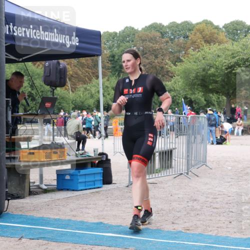 14.09.2025 - Stadtparktriathlon Strokosch-Dieckow http://msf.ph/oto/8884014 14.09.2025 10:22:01 Ziel 483, 495 meine-sportfotos.de