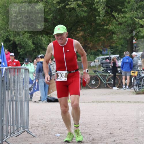 14.09.2025 - Stadtparktriathlon Strokosch-Dieckow http://msf.ph/oto/8884019 14.09.2025 10:22:11 Ziel 302 meine-sportfotos.de