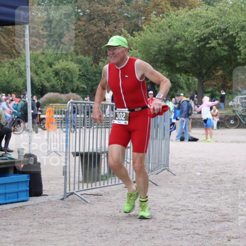 14.09.2025 - Stadtparktriathlon Strokosch-Dieckow http://msf.ph/oto/8884030 14.09.2025 10:22:13 Ziel 302 meine-sportfotos.de
