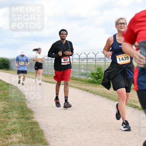 14.09.2025 - Airport Race Dr. Thomas Lammeyer http://msf.ph/oto/8884031 14.09.2025 12:38:21 Laufen 4127, 681, 681, 1439, 1298 meine-sportfotos.de