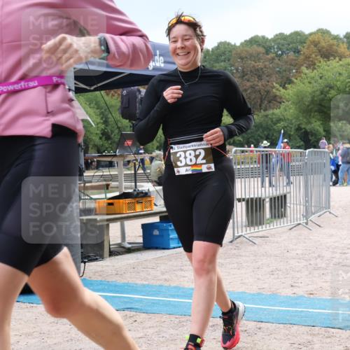 14.09.2025 - Stadtparktriathlon Strokosch-Dieckow http://msf.ph/oto/8884133 14.09.2025 10:25:31 Ziel 382, 423 meine-sportfotos.de