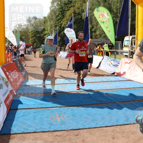 14.09.2025 - Airport Race Strokosch-Dieckow http://msf.ph/oto/8884143 14.09.2025 12:47:33 Ziel 447, 801, 1041, 1092, 1131, 1182, 1333, 1777, 1874, 1925, 4119, 4123 meine-sportfotos.de