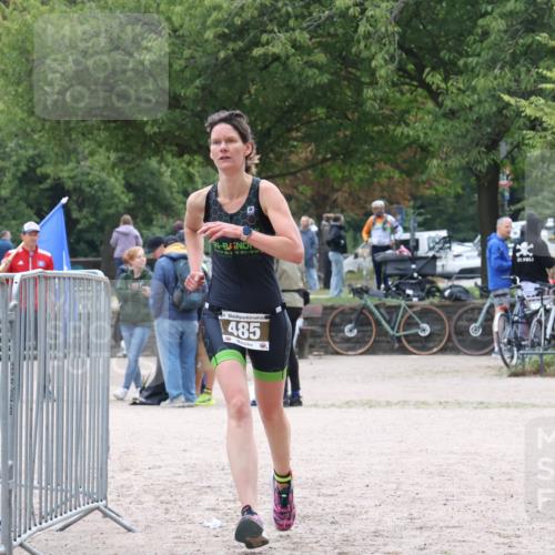 14.09.2025 - Stadtparktriathlon Strokosch-Dieckow http://msf.ph/oto/8884157 14.09.2025 10:26:43 Ziel 485 meine-sportfotos.de
