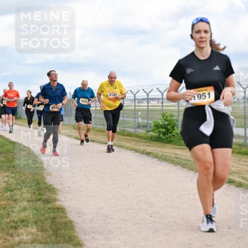 14.09.2025 - Airport Race Dr. Thomas Lammeyer http://msf.ph/oto/8884164 14.09.2025 12:38:41 Laufen 691, 482, 1820, 2142, 1951 meine-sportfotos.de