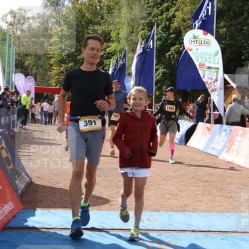 14.09.2025 - Airport Race Strokosch-Dieckow http://msf.ph/oto/8884238 14.09.2025 12:47:51 Ziel 215, 391, 897, 1292, 1959, 1982 meine-sportfotos.de