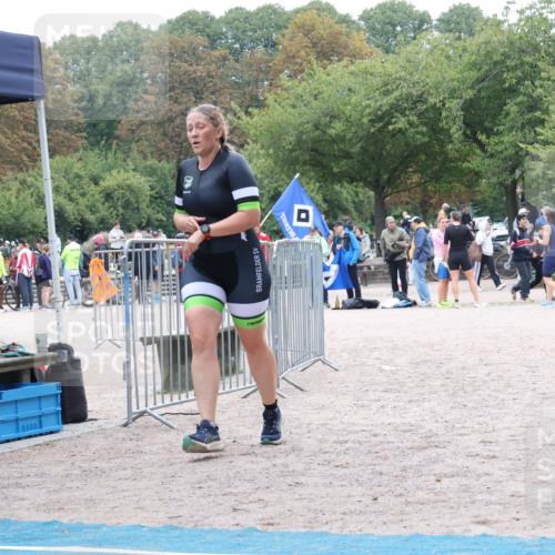 14.09.2025 - Stadtparktriathlon Strokosch-Dieckow http://msf.ph/oto/8884271 14.09.2025 10:28:29 Ziel 445, 467 meine-sportfotos.de