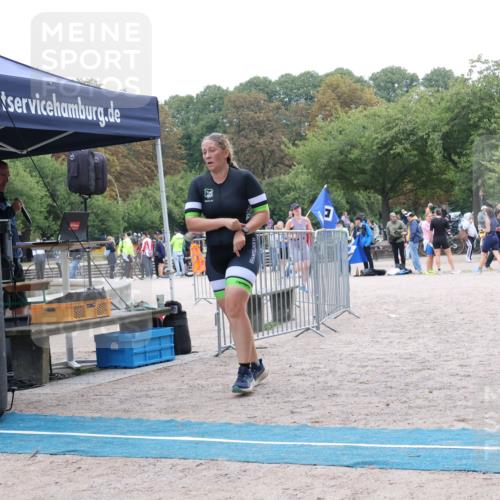 14.09.2025 - Stadtparktriathlon Strokosch-Dieckow http://msf.ph/oto/8884273 14.09.2025 10:28:30 Ziel 445, 467 meine-sportfotos.de