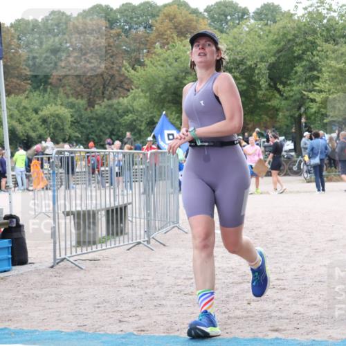 14.09.2025 - Stadtparktriathlon Strokosch-Dieckow http://msf.ph/oto/8884290 14.09.2025 10:28:35 Ziel 445, 467 meine-sportfotos.de