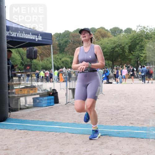 14.09.2025 - Stadtparktriathlon Strokosch-Dieckow http://msf.ph/oto/8884294 14.09.2025 10:28:35 Ziel 445, 467 meine-sportfotos.de