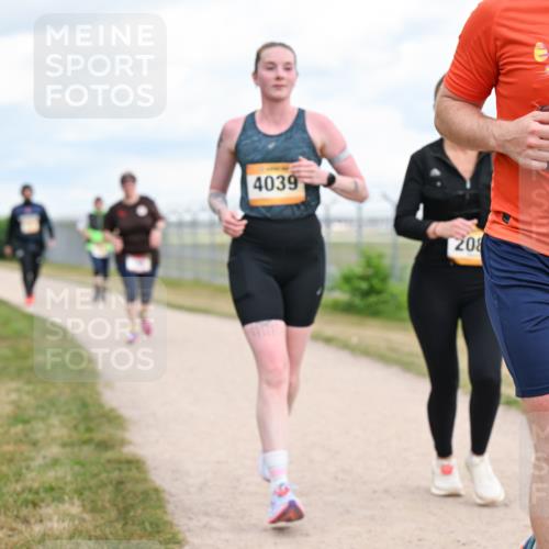 14.09.2025 - Airport Race Dr. Thomas Lammeyer http://msf.ph/oto/8884310 14.09.2025 12:38:51 Laufen 4039, 208, 1, 1643, 691 meine-sportfotos.de