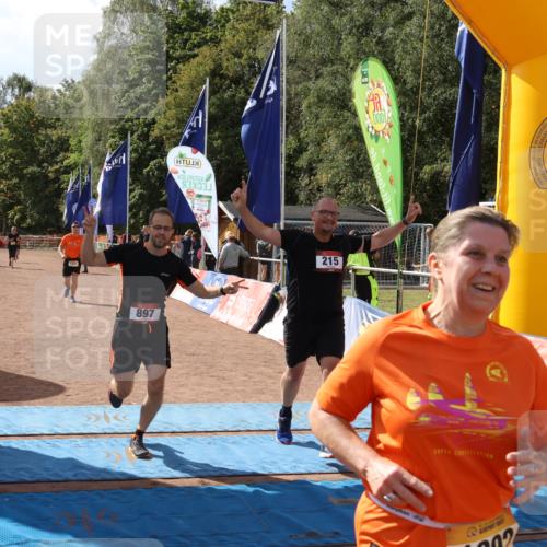 14.09.2025 - Airport Race Strokosch-Dieckow http://msf.ph/oto/8884318 14.09.2025 12:47:57 Ziel 215, 897, 1292, 1441, 1959, 1982 meine-sportfotos.de