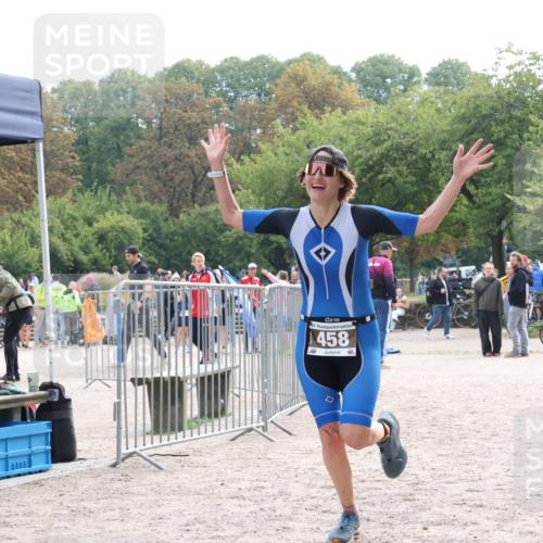 14.09.2025 - Stadtparktriathlon Strokosch-Dieckow http://msf.ph/oto/8884353 14.09.2025 10:32:04 Ziel 458 meine-sportfotos.de