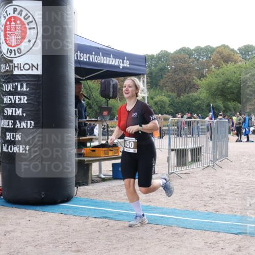 14.09.2025 - Stadtparktriathlon Strokosch-Dieckow http://msf.ph/oto/8884398 14.09.2025 10:34:11 Ziel 450 meine-sportfotos.de