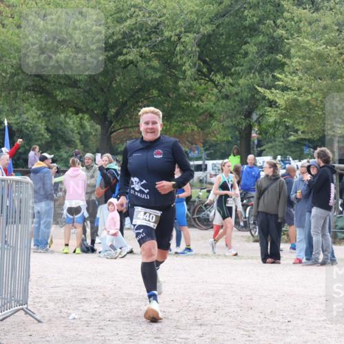 14.09.2025 - Stadtparktriathlon Strokosch-Dieckow http://msf.ph/oto/8884406 14.09.2025 10:34:53 Ziel 440 meine-sportfotos.de
