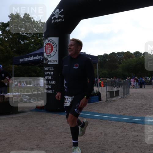 14.09.2025 - Stadtparktriathlon Strokosch-Dieckow http://msf.ph/oto/8884432 14.09.2025 10:34:57 Ziel 440 meine-sportfotos.de