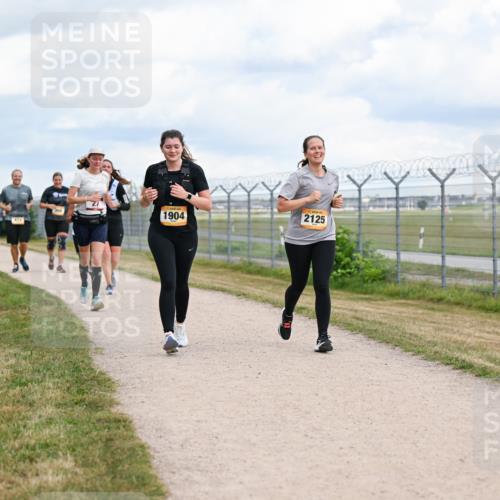 14.09.2025 - Airport Race Dr. Thomas Lammeyer http://msf.ph/oto/8884448 14.09.2025 12:39:10 Laufen 1904, 2125, 473 meine-sportfotos.de