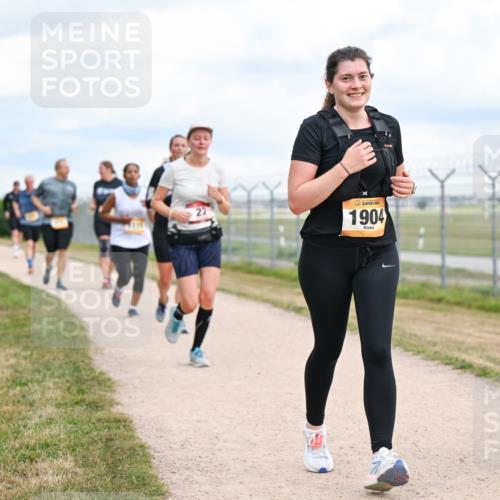 14.09.2025 - Airport Race Dr. Thomas Lammeyer http://msf.ph/oto/8884484 14.09.2025 12:39:12 Laufen 1904, 21 meine-sportfotos.de