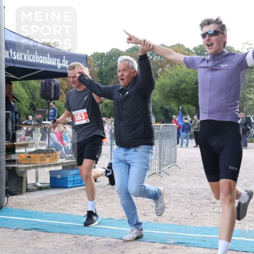 14.09.2025 - Stadtparktriathlon Strokosch-Dieckow http://msf.ph/oto/8884601 14.09.2025 10:46:59 Ziel 563 meine-sportfotos.de