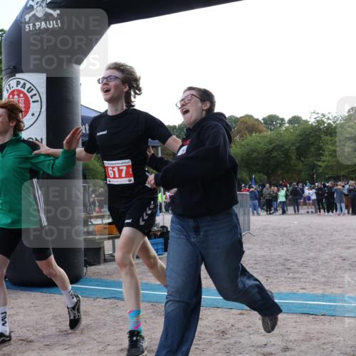 14.09.2025 - Stadtparktriathlon Strokosch-Dieckow http://msf.ph/oto/8884625 14.09.2025 10:47:34 Ziel 617 meine-sportfotos.de