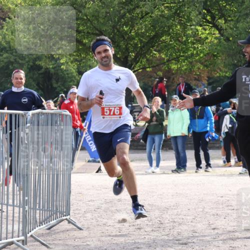 14.09.2025 - Stadtparktriathlon Strokosch-Dieckow http://msf.ph/oto/8884687 14.09.2025 10:52:08 Ziel 576, 594 meine-sportfotos.de