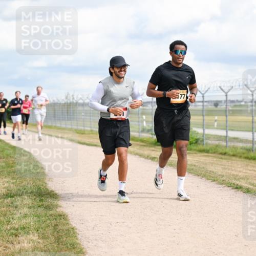 14.09.2025 - Airport Race Dr. Thomas Lammeyer http://msf.ph/oto/8884693 14.09.2025 12:39:50 Laufen 77 meine-sportfotos.de