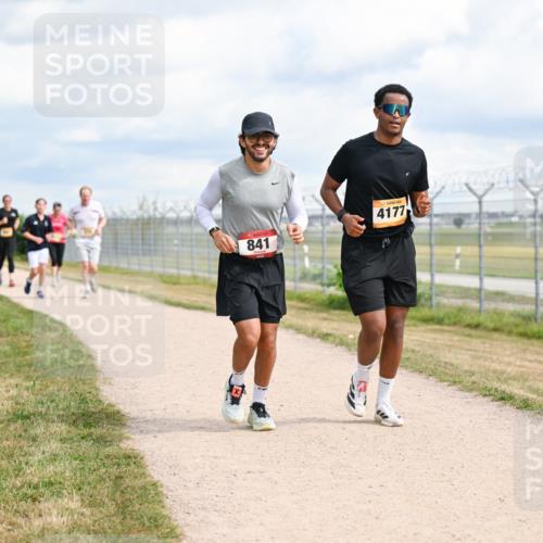 14.09.2025 - Airport Race Dr. Thomas Lammeyer http://msf.ph/oto/8884696 14.09.2025 12:39:50 Laufen 4177, 841 meine-sportfotos.de