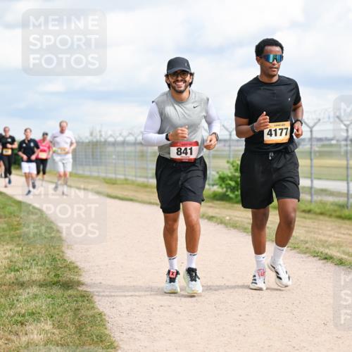 14.09.2025 - Airport Race Dr. Thomas Lammeyer http://msf.ph/oto/8884702 14.09.2025 12:39:50 Laufen 841, 4177 meine-sportfotos.de