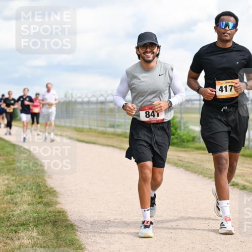 14.09.2025 - Airport Race Dr. Thomas Lammeyer http://msf.ph/oto/8884710 14.09.2025 12:39:51 Laufen 841, 417 meine-sportfotos.de